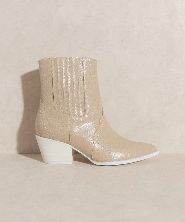 Dawn   Paneled Western Bootie