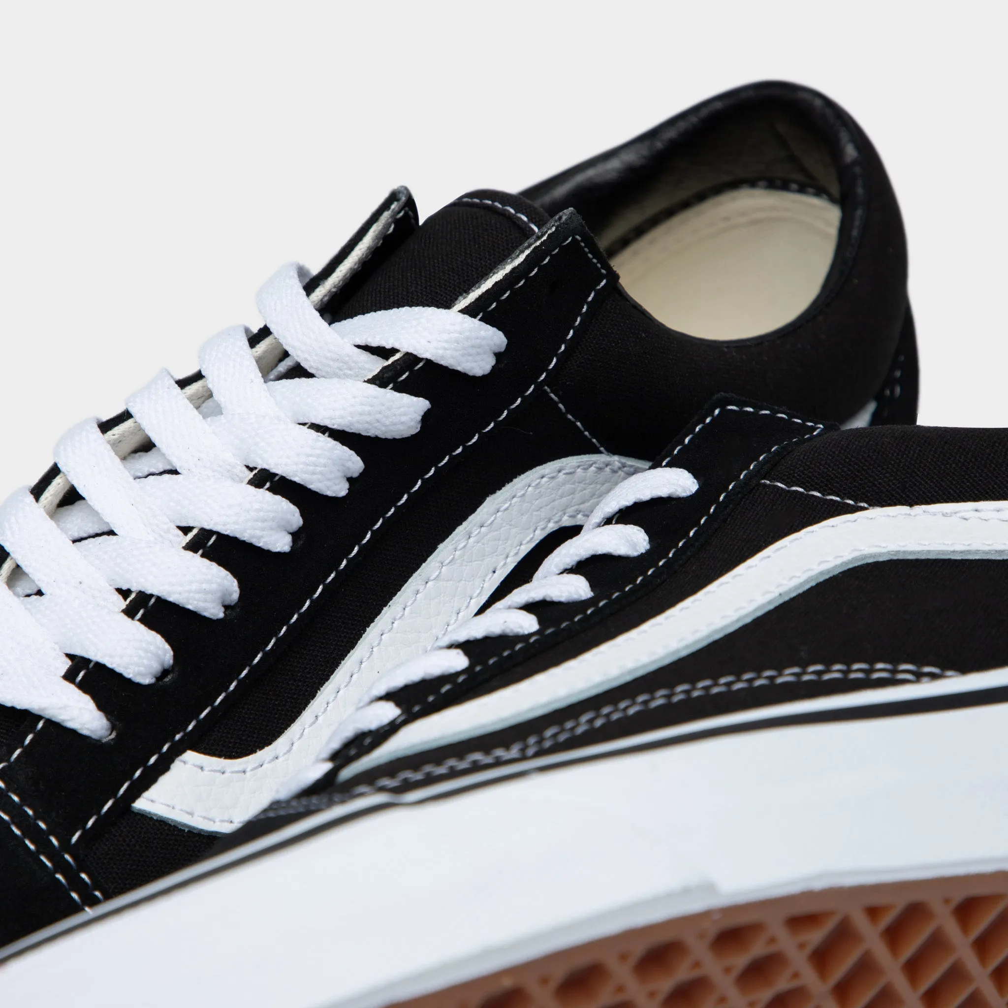 Vans Old Skool Black / White